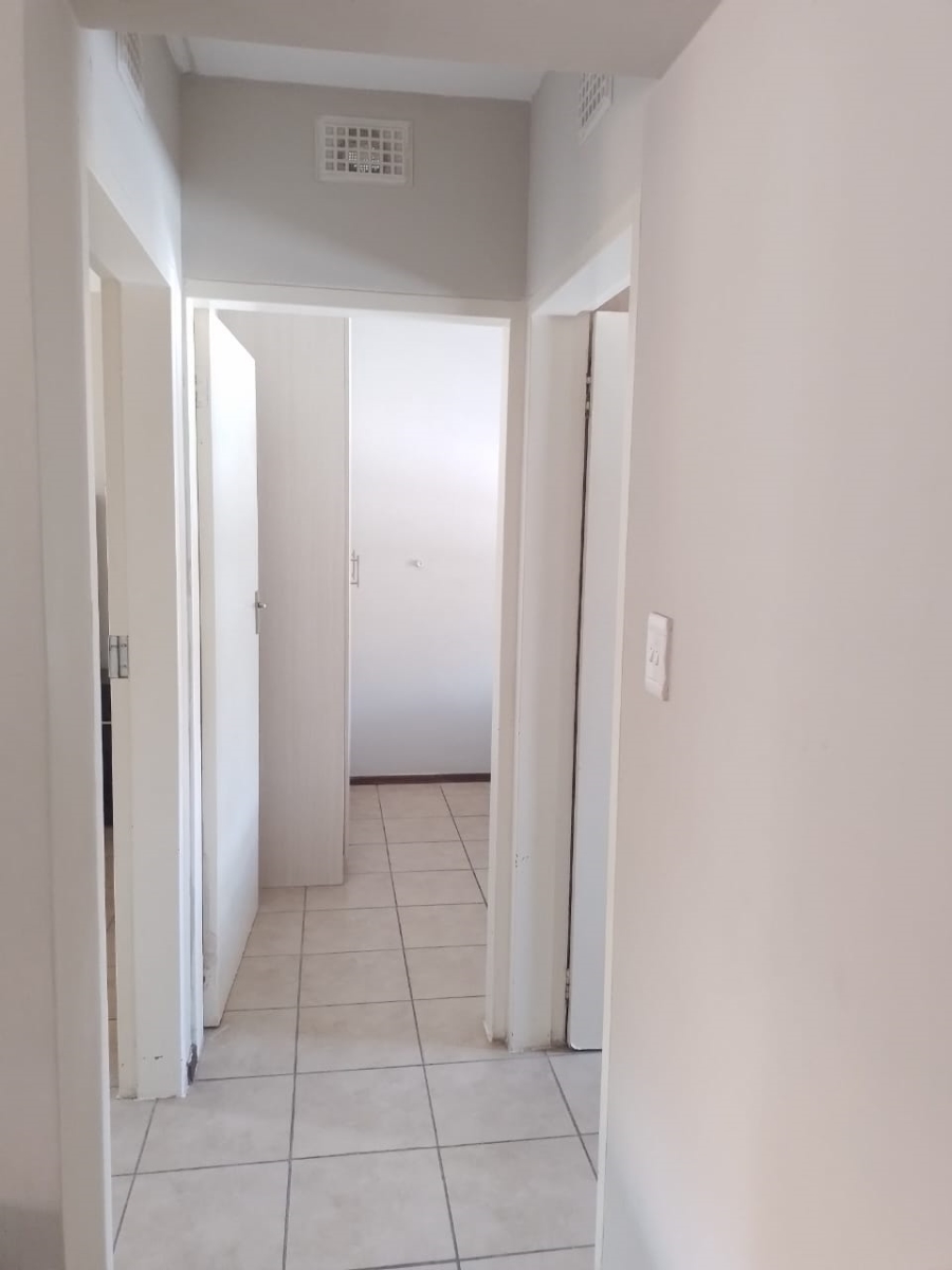2 Bedroom Property for Sale in Noordwyk Gauteng