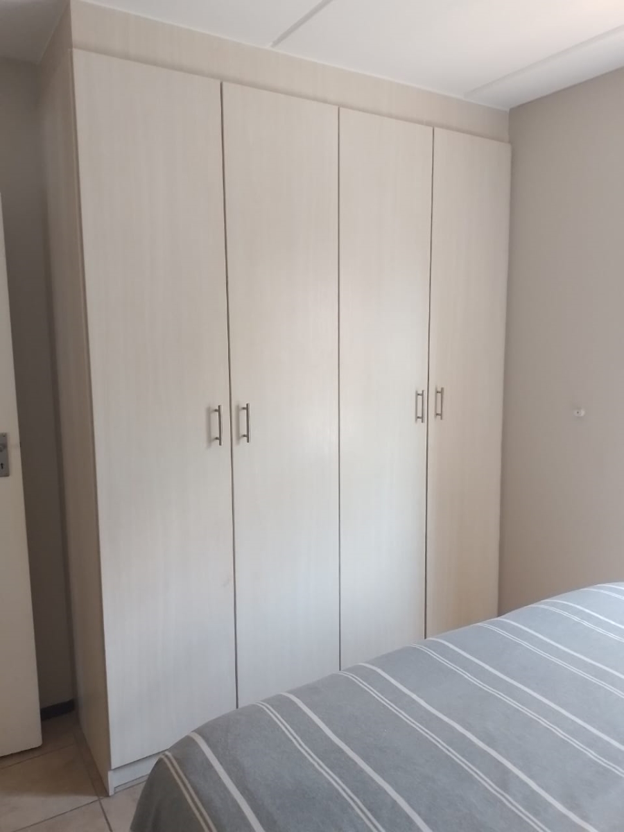 2 Bedroom Property for Sale in Noordwyk Gauteng