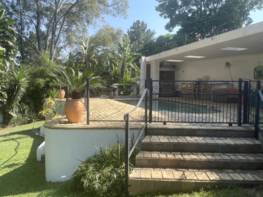 5 Bedroom Property for Sale in Waterkloof Estate Gauteng