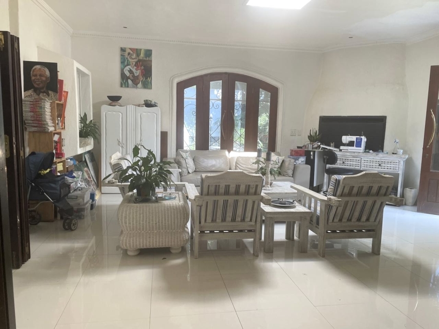 5 Bedroom Property for Sale in Waterkloof Estate Gauteng