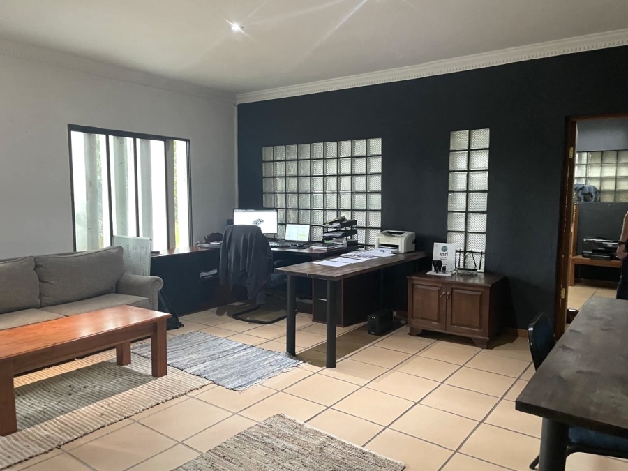 5 Bedroom Property for Sale in Waterkloof Estate Gauteng