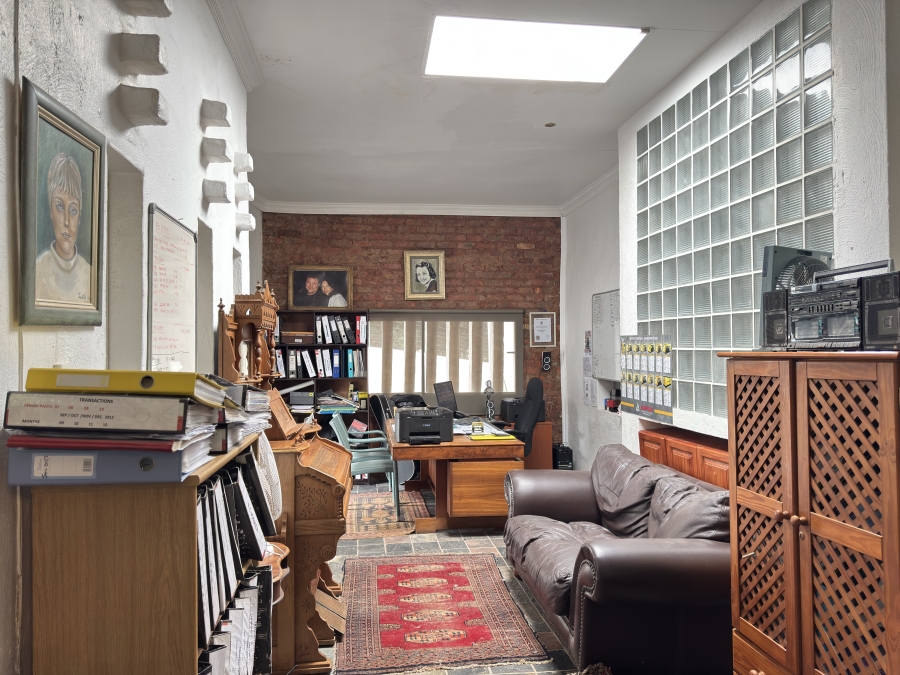 5 Bedroom Property for Sale in Waterkloof Estate Gauteng