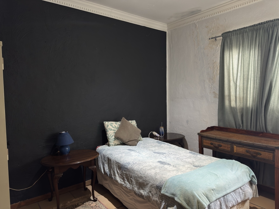 5 Bedroom Property for Sale in Waterkloof Estate Gauteng