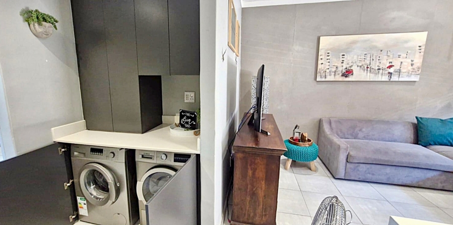 2 Bedroom Property for Sale in Brooklyn Gauteng