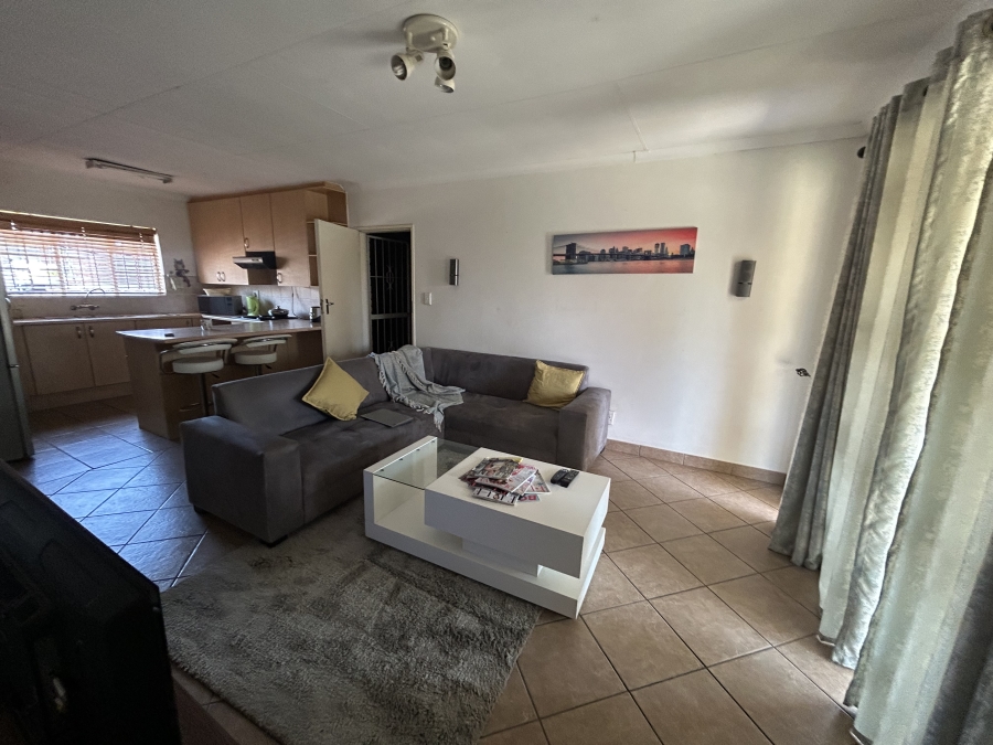 2 Bedroom Property for Sale in Noordwyk Gauteng