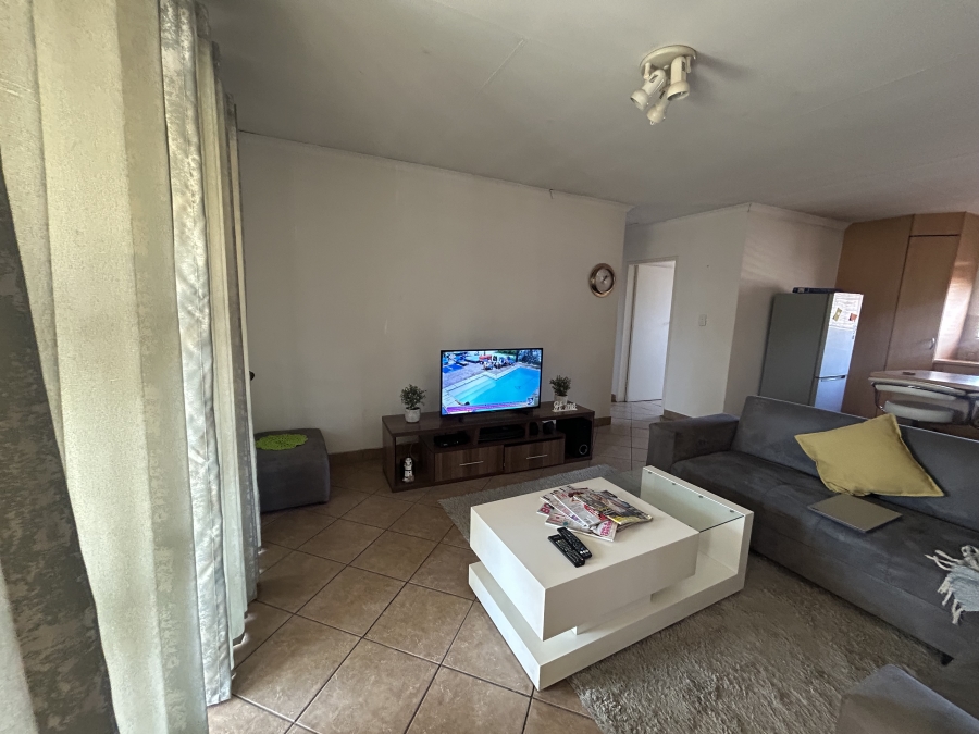 2 Bedroom Property for Sale in Noordwyk Gauteng