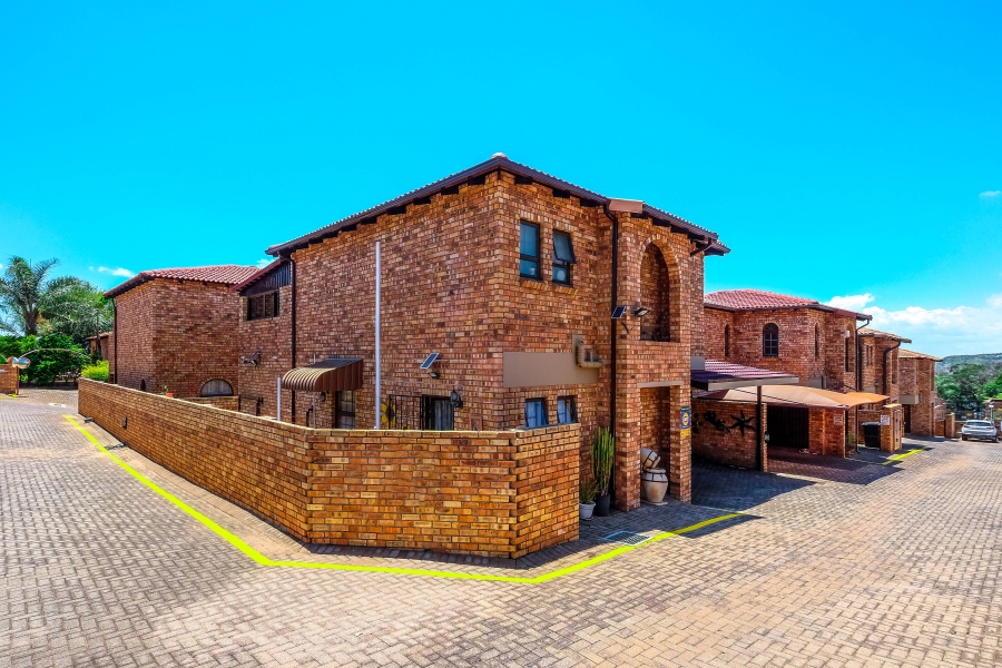3 Bedroom Property for Sale in Noordheuwel Gauteng