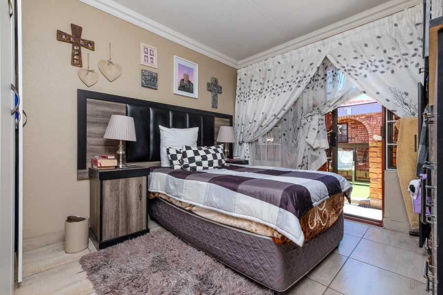 3 Bedroom Property for Sale in Noordheuwel Gauteng