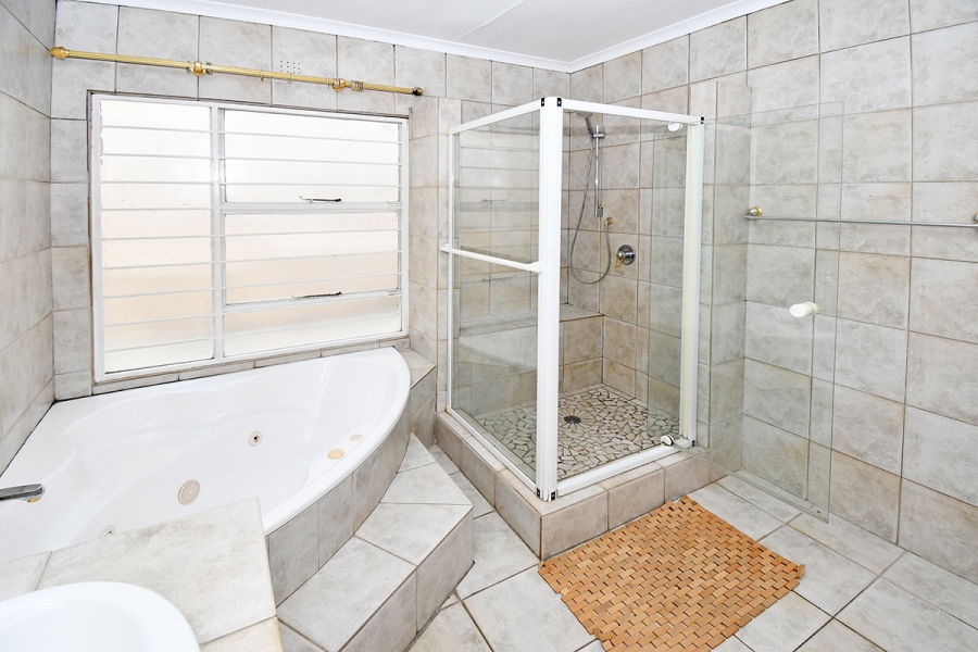 3 Bedroom Property for Sale in River Club Gauteng