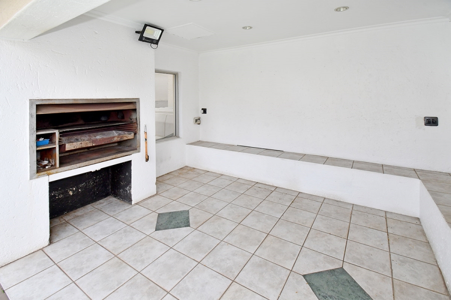 3 Bedroom Property for Sale in River Club Gauteng