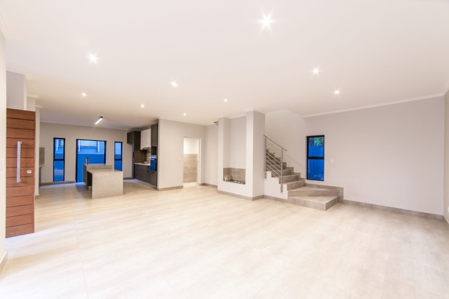 4 Bedroom Property for Sale in Bryanston Gauteng