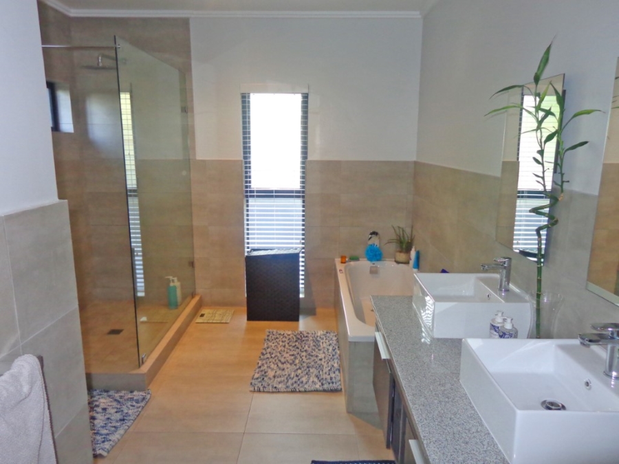 4 Bedroom Property for Sale in Bryanston Gauteng