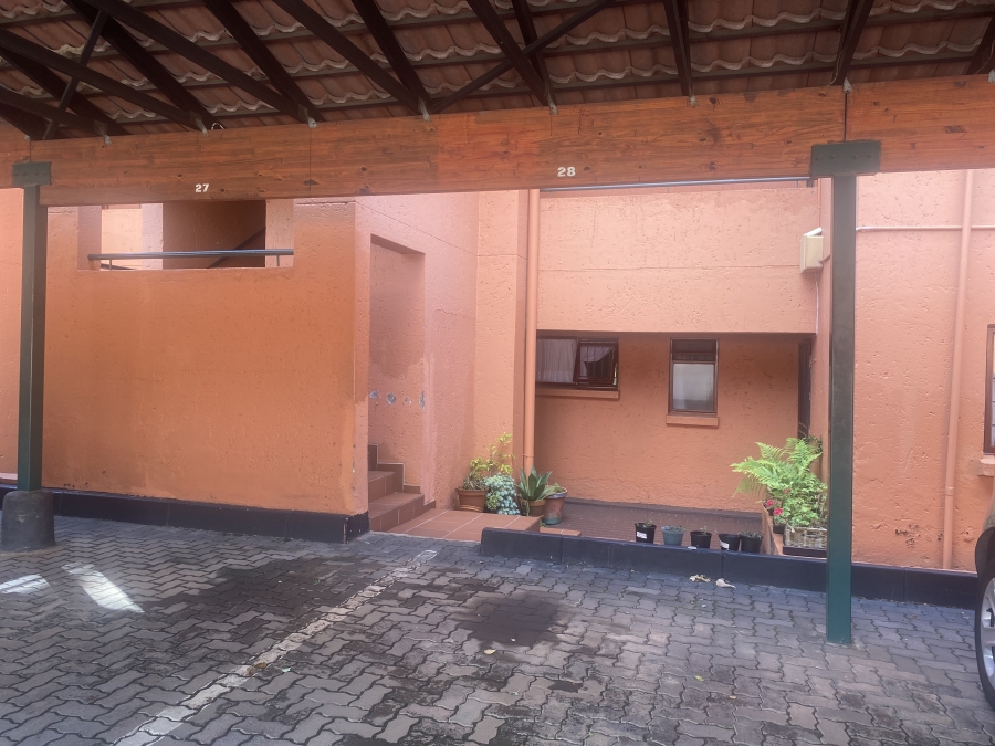 1 Bedroom Property for Sale in Randpark Ridge Gauteng