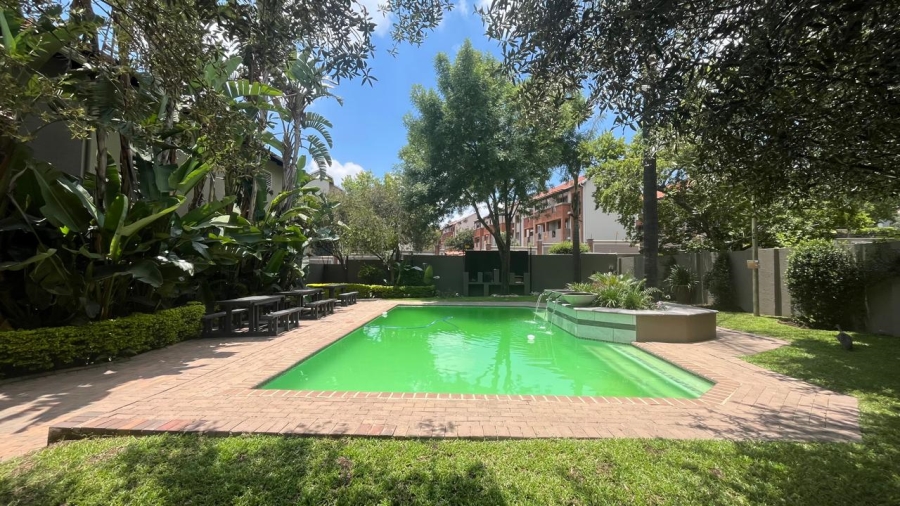 To Let 2 Bedroom Property for Rent in Paulshof Gauteng