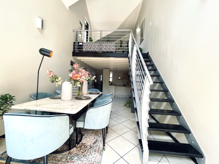 To Let 2 Bedroom Property for Rent in Bryanston Gauteng