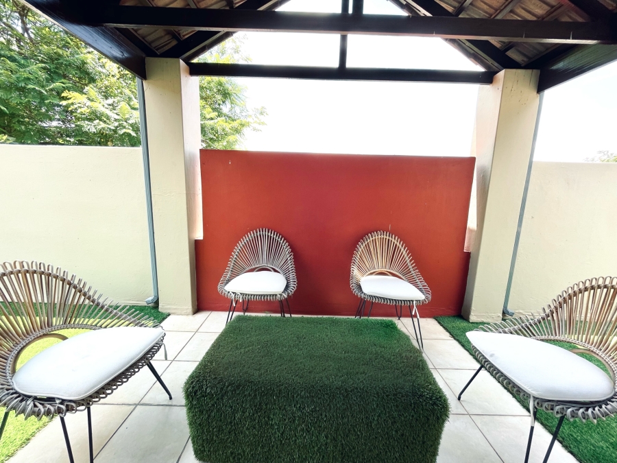 To Let 2 Bedroom Property for Rent in Bryanston Gauteng