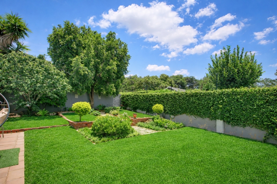 3 Bedroom Property for Sale in Bryanston Gauteng