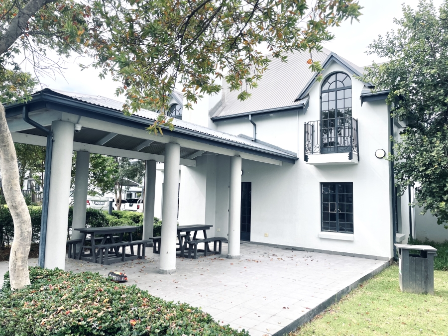 To Let 2 Bedroom Property for Rent in Chartwell Gauteng