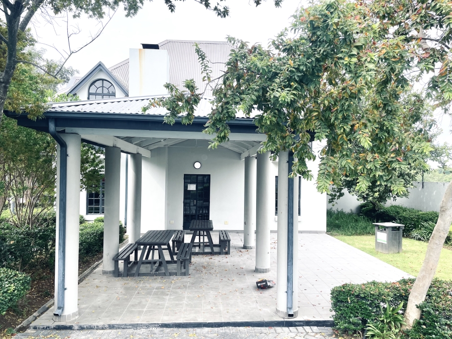 To Let 2 Bedroom Property for Rent in Chartwell Gauteng