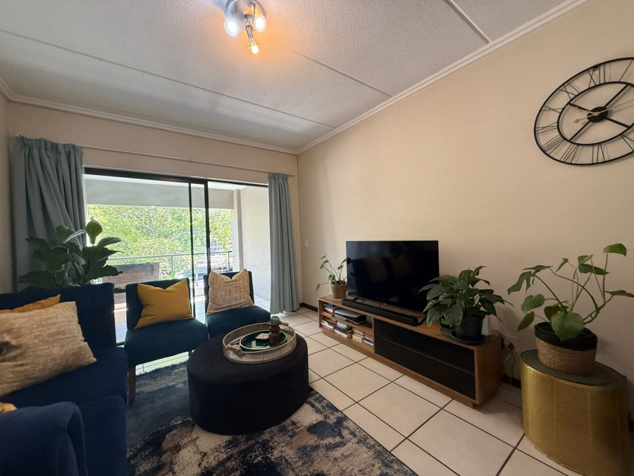 To Let 2 Bedroom Property for Rent in Bryanston Gauteng