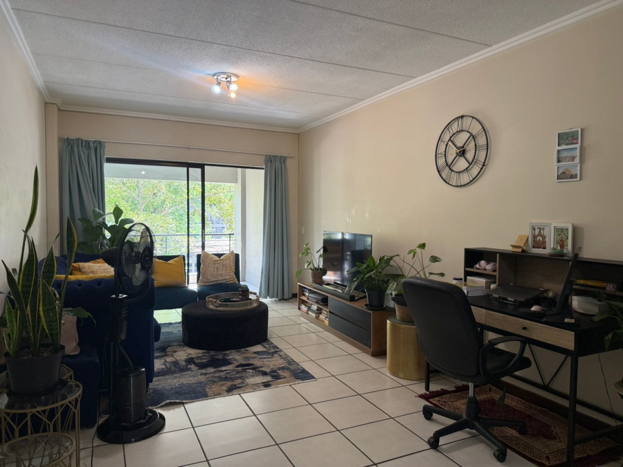 To Let 2 Bedroom Property for Rent in Bryanston Gauteng