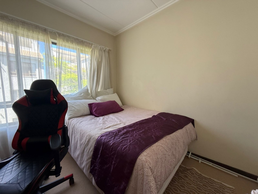 To Let 2 Bedroom Property for Rent in Bryanston Gauteng