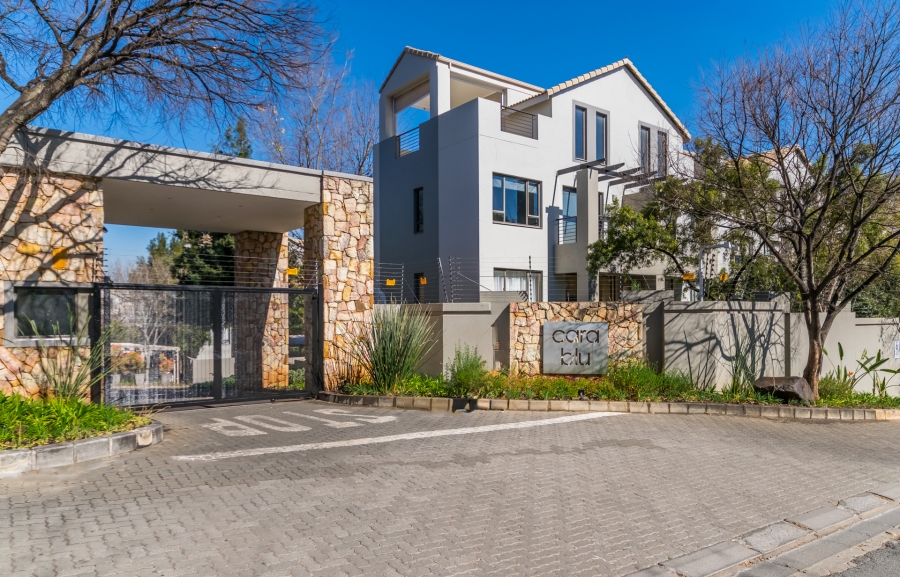 To Let 2 Bedroom Property for Rent in Bryanston Gauteng