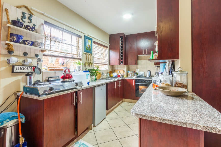 3 Bedroom Property for Sale in Oukraal Estate Gauteng