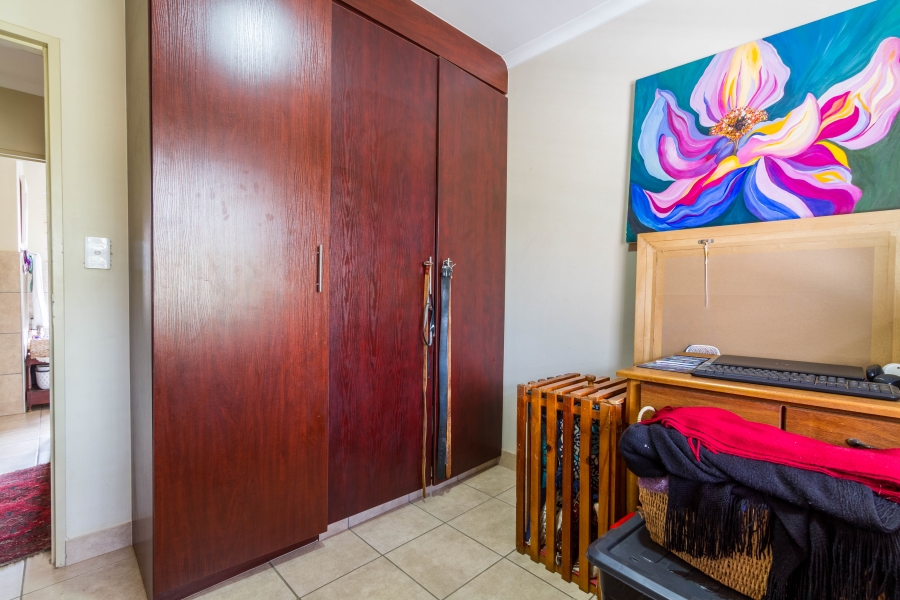 3 Bedroom Property for Sale in Oukraal Estate Gauteng