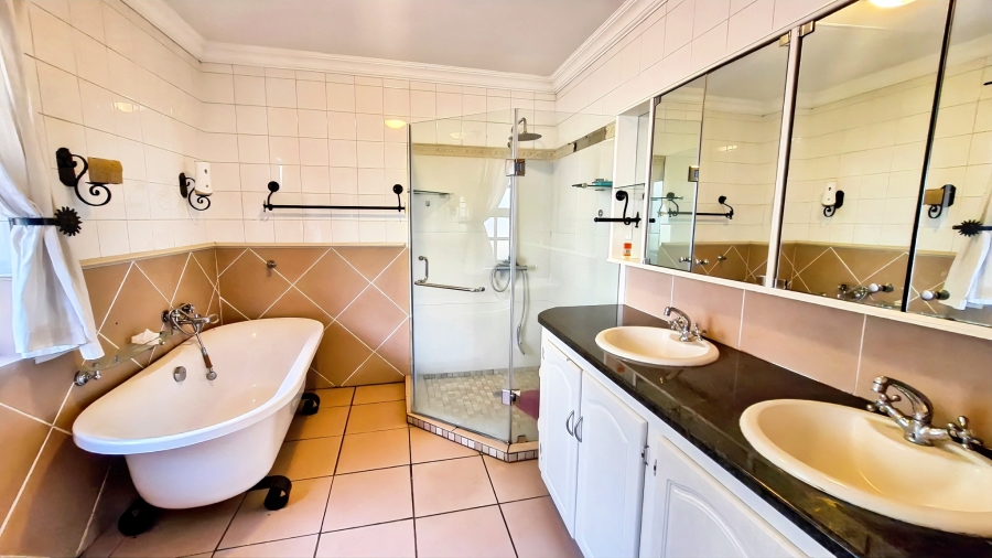 4 Bedroom Property for Sale in Montana Park Gauteng