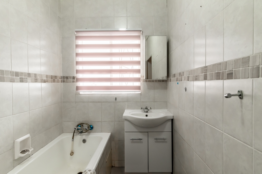 3 Bedroom Property for Sale in Rietfontein Gauteng