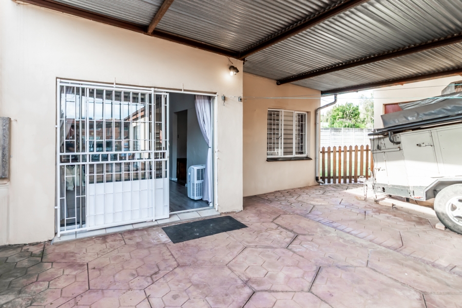 3 Bedroom Property for Sale in Rietfontein Gauteng