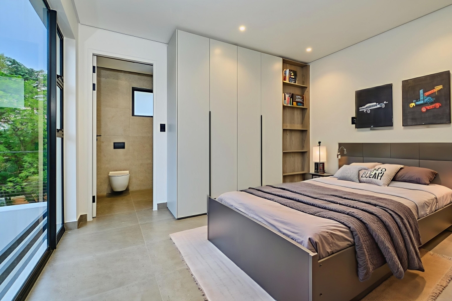 To Let 4 Bedroom Property for Rent in Bryanston Gauteng