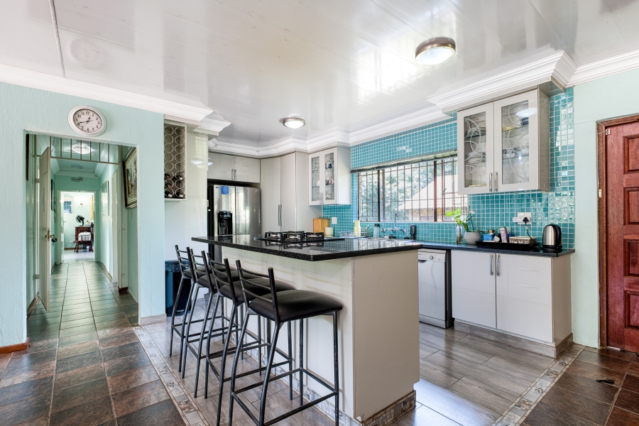 4 Bedroom Property for Sale in Millgate Farm AH Gauteng