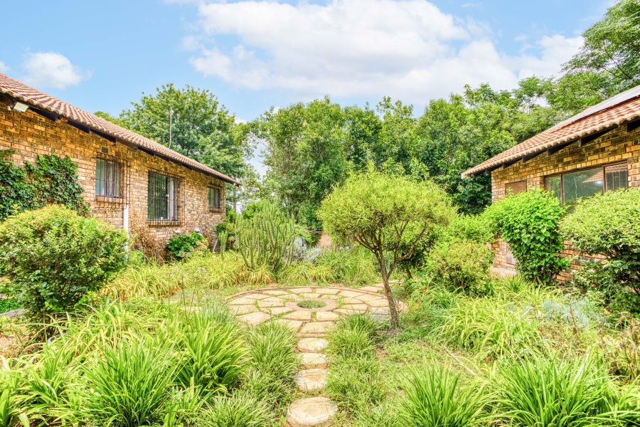 4 Bedroom Property for Sale in Millgate Farm AH Gauteng