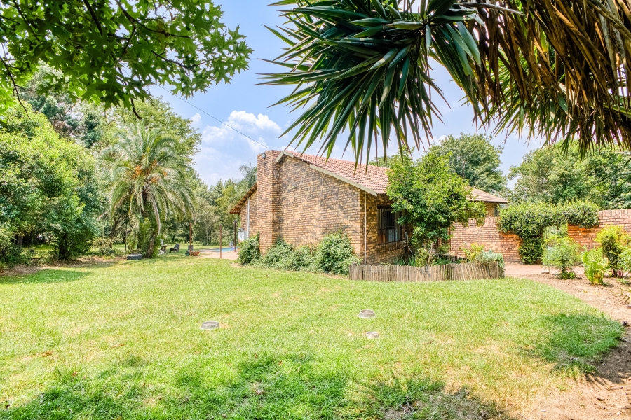 4 Bedroom Property for Sale in Millgate Farm AH Gauteng