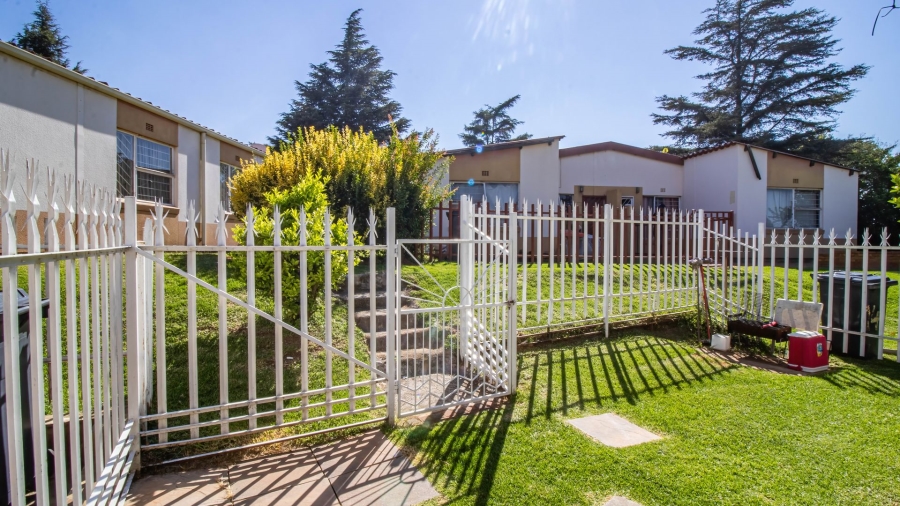 3 Bedroom Property for Sale in Ridgeway Gauteng