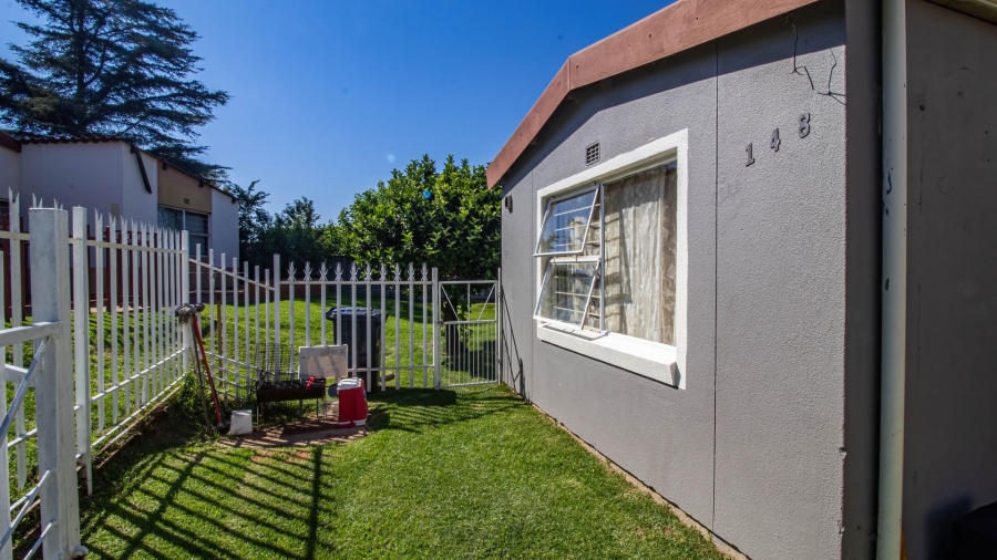 3 Bedroom Property for Sale in Ridgeway Gauteng