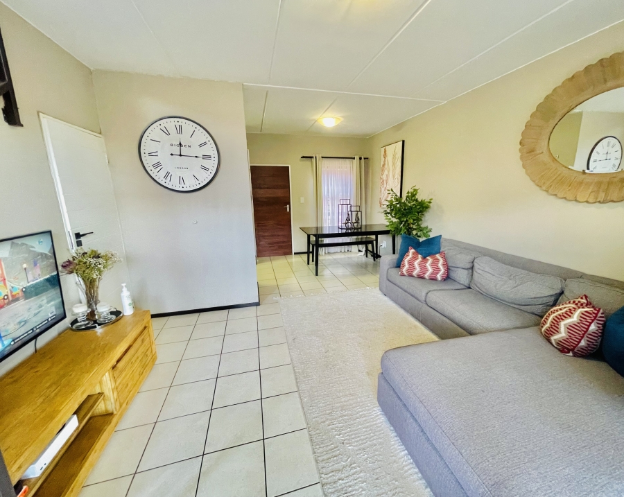 2 Bedroom Property for Sale in Roodepoort Gauteng