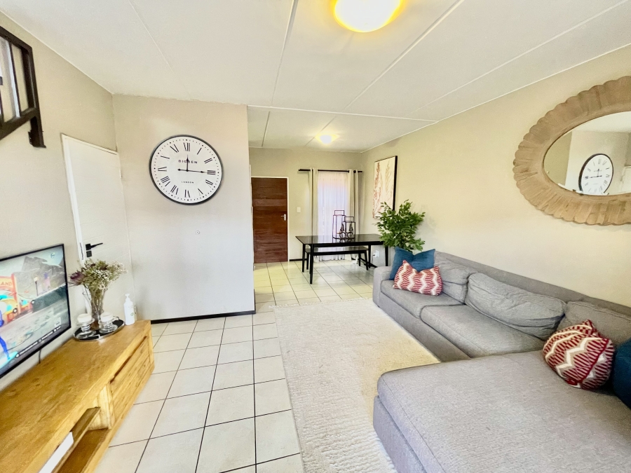 2 Bedroom Property for Sale in Roodepoort Gauteng