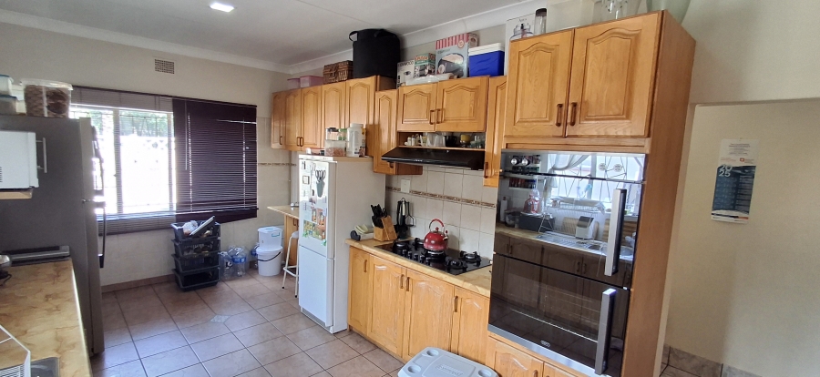 6 Bedroom Property for Sale in Booysens Gauteng