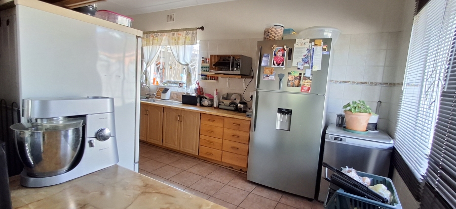 6 Bedroom Property for Sale in Booysens Gauteng