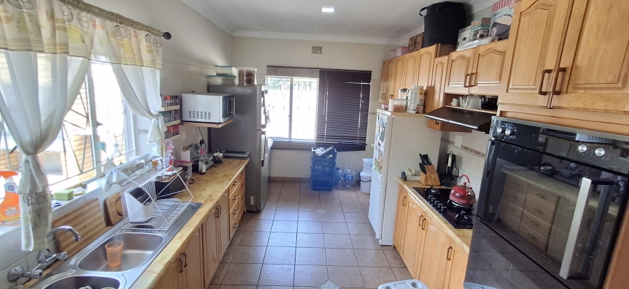 6 Bedroom Property for Sale in Booysens Gauteng
