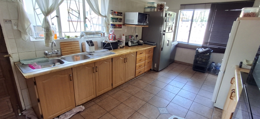 6 Bedroom Property for Sale in Booysens Gauteng