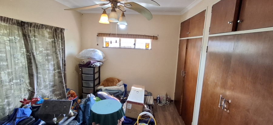 6 Bedroom Property for Sale in Booysens Gauteng