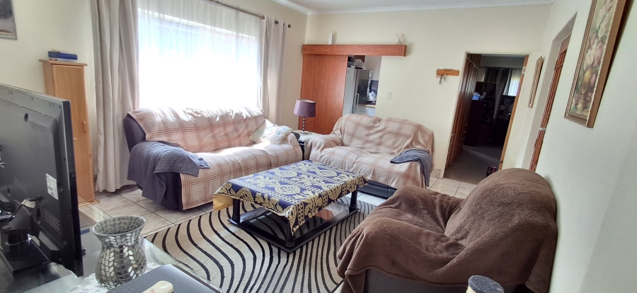 6 Bedroom Property for Sale in Booysens Gauteng