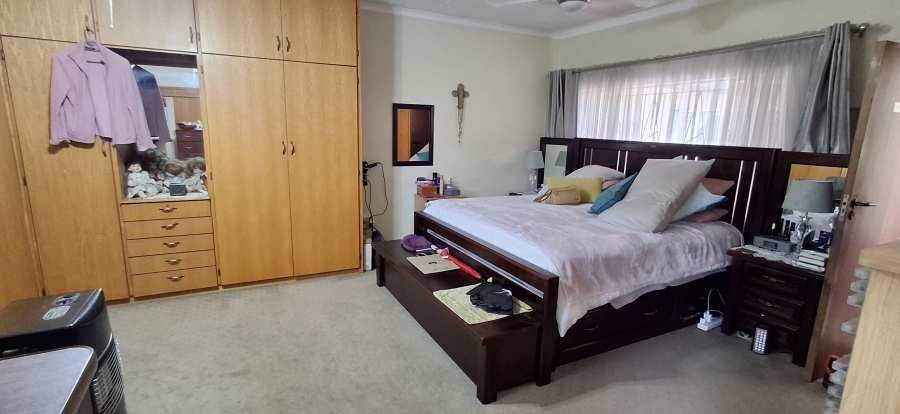 6 Bedroom Property for Sale in Booysens Gauteng