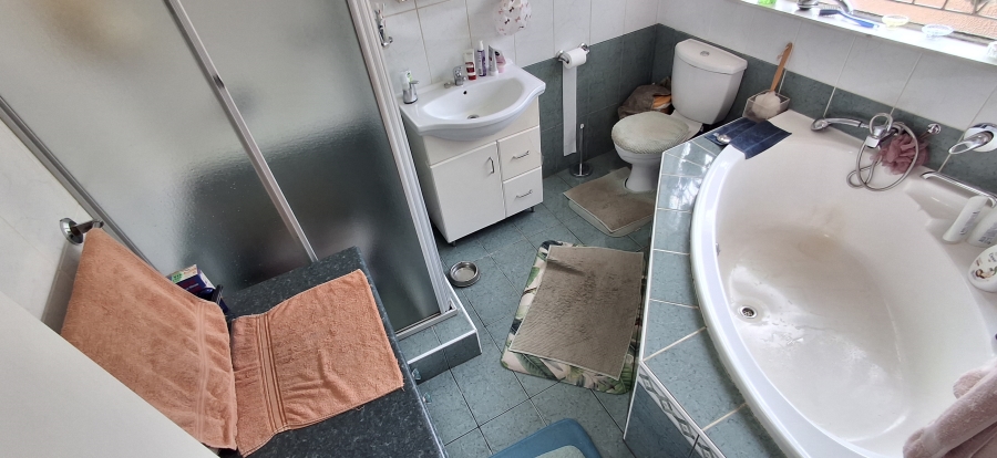 6 Bedroom Property for Sale in Booysens Gauteng