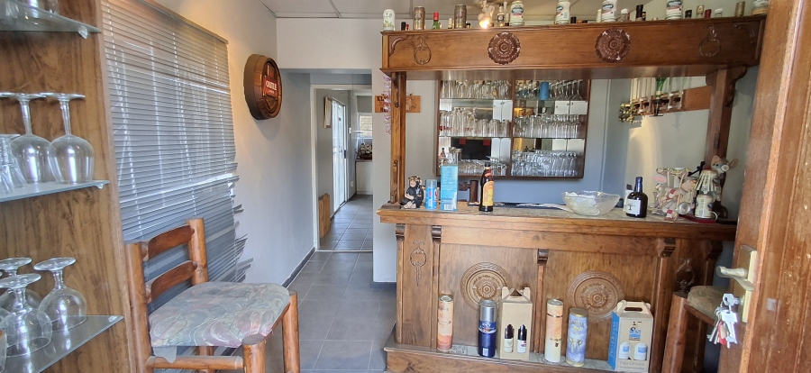 6 Bedroom Property for Sale in Booysens Gauteng