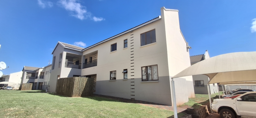 2 Bedroom Property for Sale in Hesteapark Gauteng